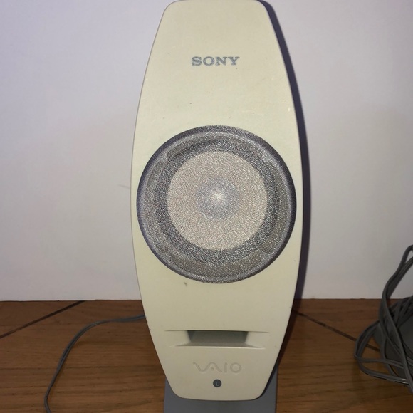 Pair- Sony Vaio Computer Speakers Model- PCVA-SP4 - Picture 2 of 8